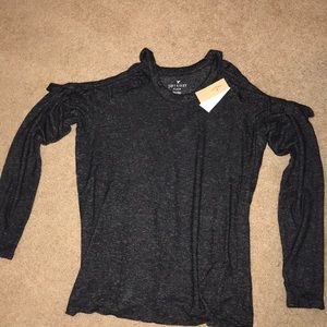 AE cold shoulder grey sweater